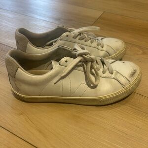 Veja Sneakers